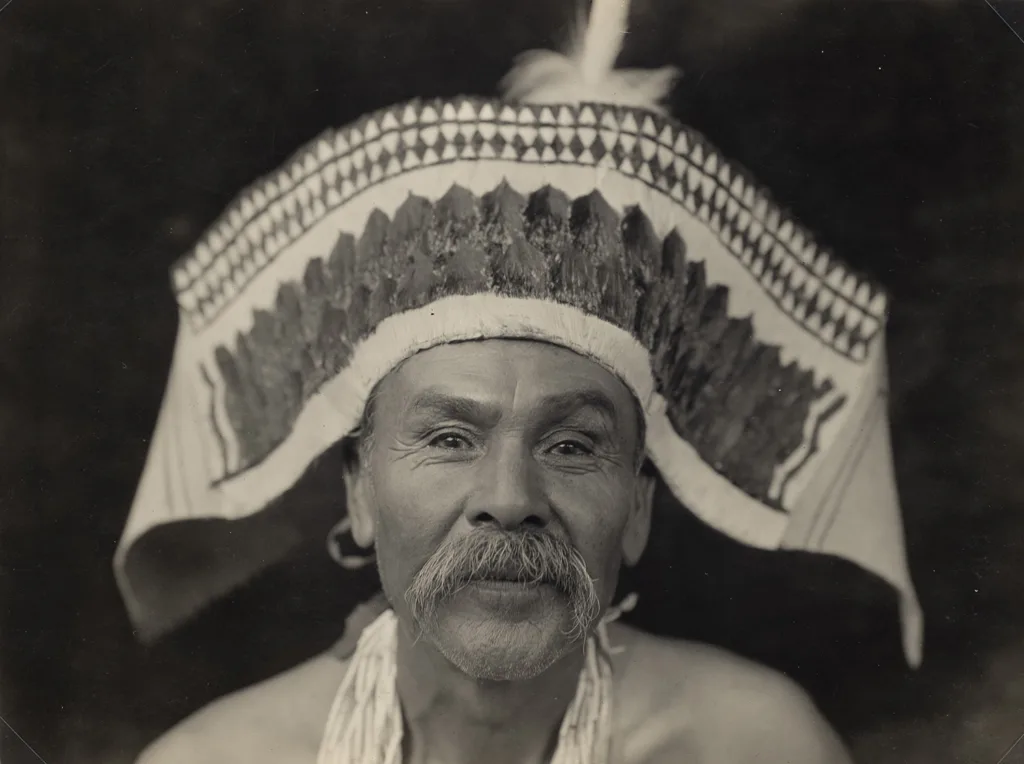 The Search for the People in Edward S. Curtis's Portraits